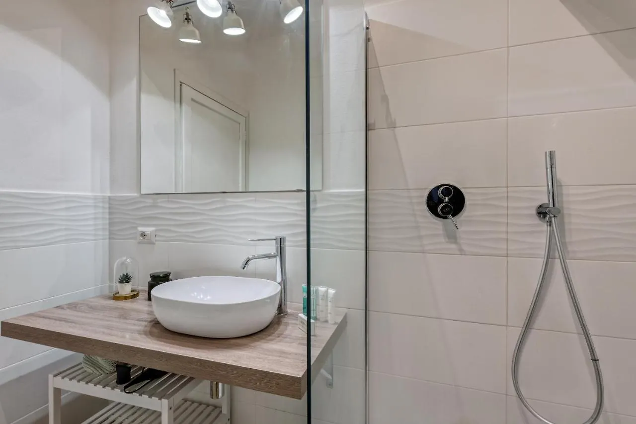 Sweett - Solari Apartment Milan